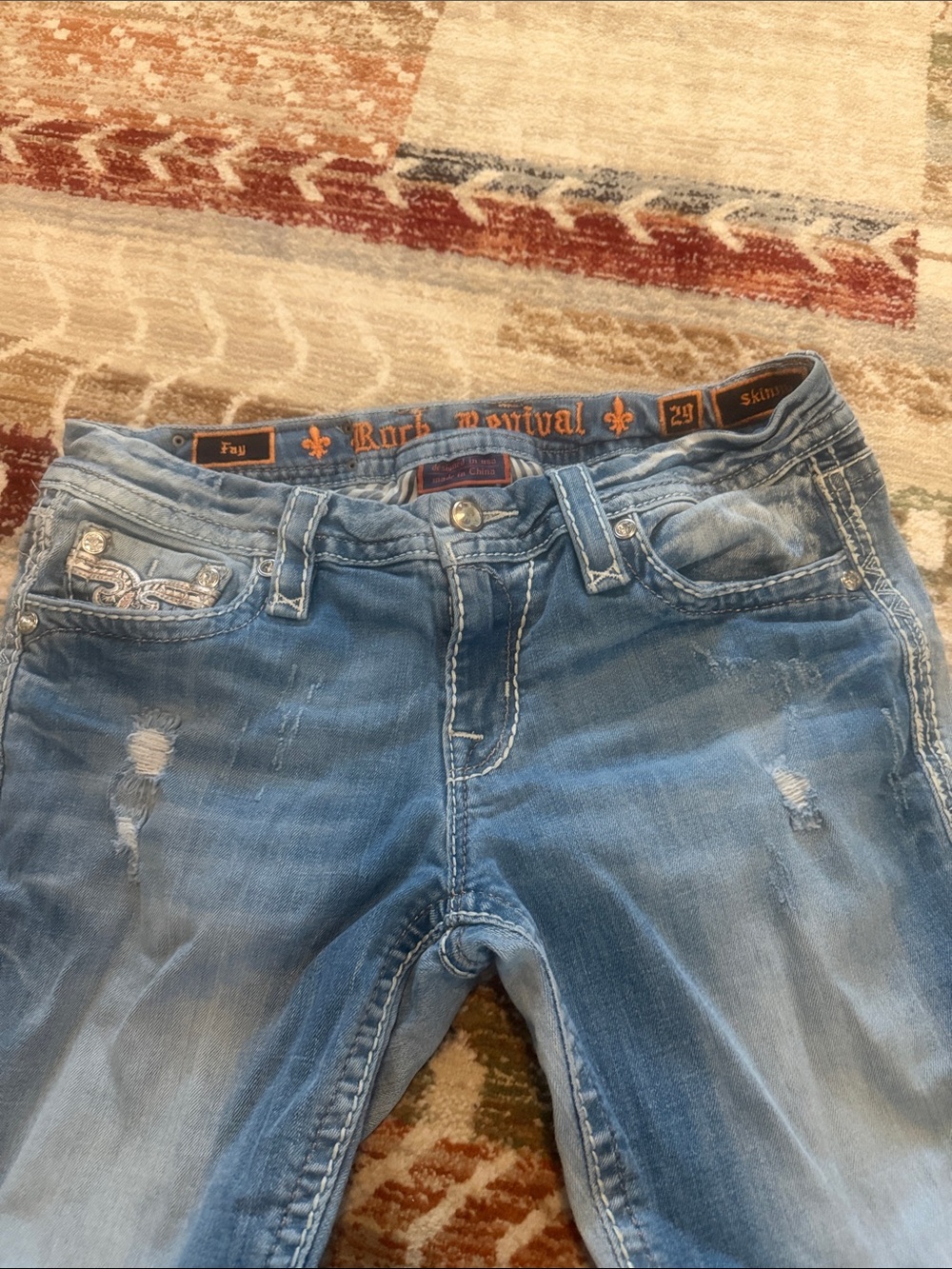 Rock Revival Light Wash Women's Skinny Jeans with Embellished Pockets Size 29 - Picture 5 of 7